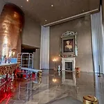W Hotel 2Br Ocean View, Pool, Spa, Free Gym Classes
